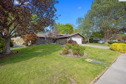 506 Meadows Dr. S., Richland, WA 99352