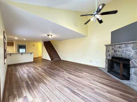 227 Image Drive, Scotrun, PA 18355