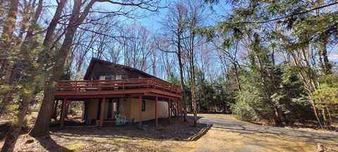 56 Dryden Drive, Albrightsville, PA 18210