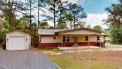 600 S Hardin Street, Southern Pines, NC 28387