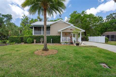 536 NW 7th Avenue, Crystal River, FL 34428