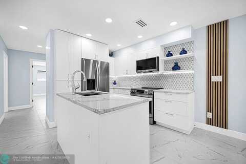 2466 Taylor St, Hollywood, FL 33020