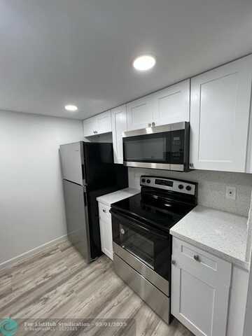 undefined, Pembroke Pines, FL 33027