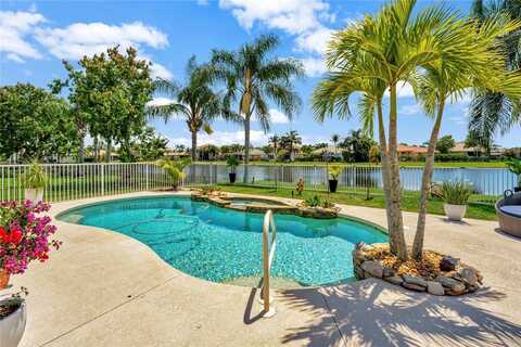 1926 Grey Falcon Circle SW, Vero Beach, FL 32962