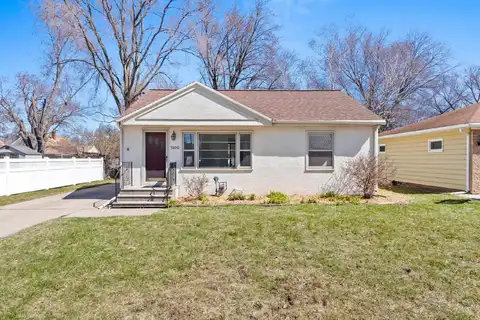 1200 BOND Street, GREEN BAY, WI 54303
