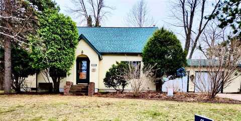 114 8th Avenue, Shell Lake, WI 54871