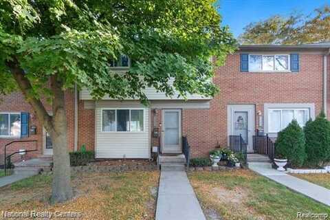 25711 Salem, Roseville, MI 48066