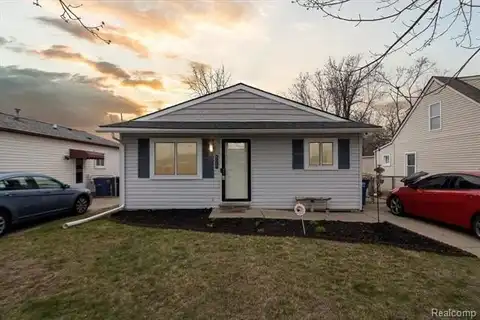 8615 FREMONT Street, Westland, MI 48185