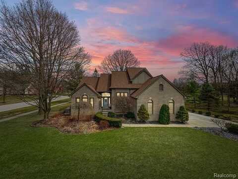 55884 PARKVIEW Drive, Shelby, MI 48316