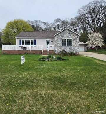 5140 EASTVIEW Road, Clarkston, MI 48346