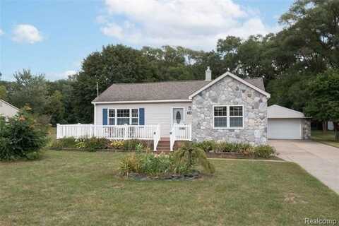 5140 EASTVIEW Road, Clarkston, MI 48346