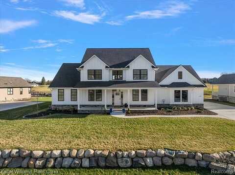 1189 Invitational Drive, Metamora, MI 48455