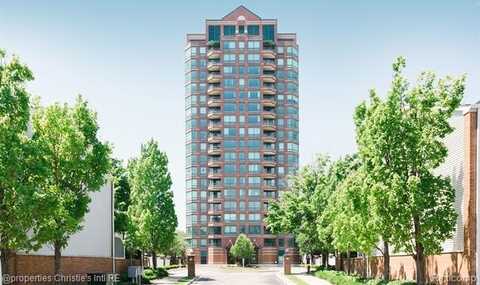 3320 Spinnaker Lane, Detroit, MI 48207