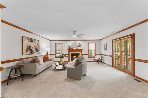102 Kubesh Court, Yorktown, VA 23693