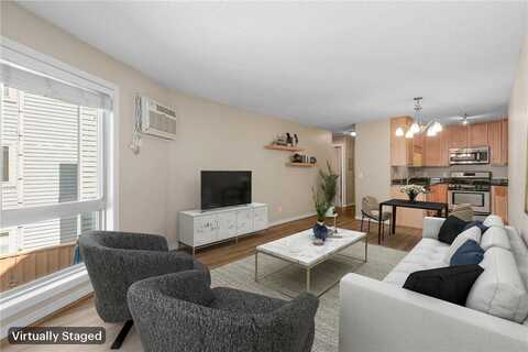 3540 Hennepin Avenue S, Minneapolis, MN 55408