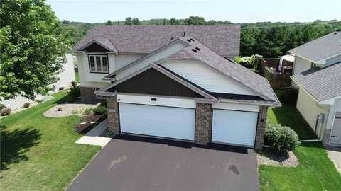 50 Robin Lane, Hudson, WI 54016