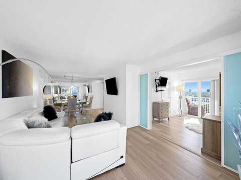 3301 S Ocean Boulevard, Highland Beach, FL 33487