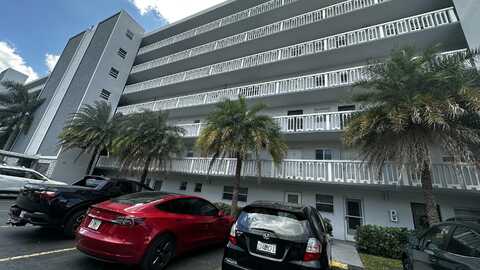 320 NE 12th Avenue, Hallandale Beach, FL 33009