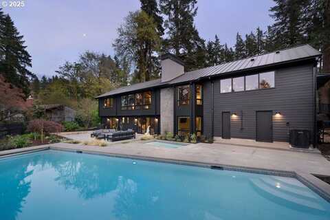 2627 PARK RD, Lake Oswego, OR 97034