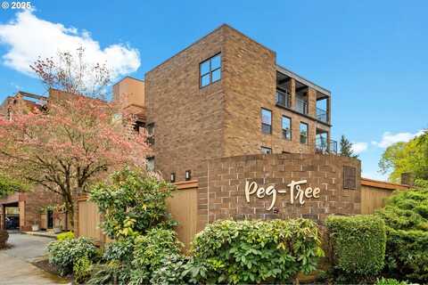 100 LEONARD ST, Lake Oswego, OR 97034