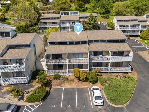 16 NW MOUNTAIN VIEW DR, Roseburg, OR 97471
