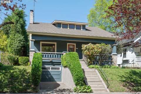 4235 SE 12TH AVE, Portland, OR 97202