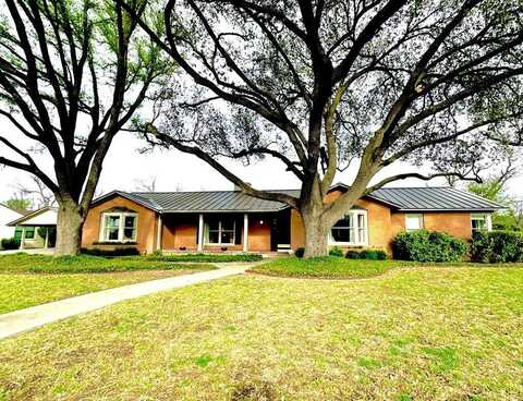 1322 S Monroe St, San Angelo, TX 76901