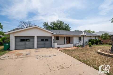 1642 Catalina Dr, San Angelo, TX 76901