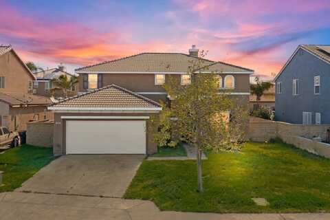 1639 Hendy Woods Cir, Perris, CA 92571
