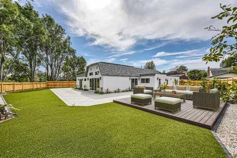 462 Via Arboles, San Marcos, CA 92069