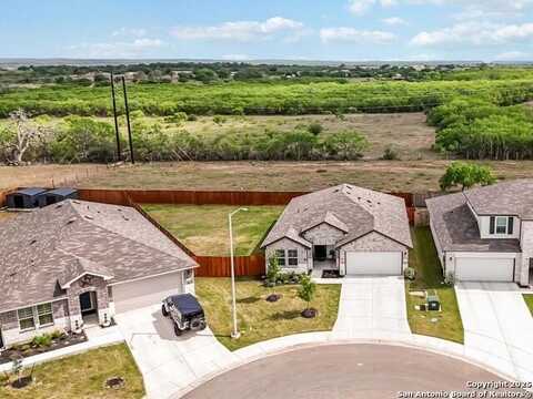 1024 Peccary Pl, Seguin, TX 78155