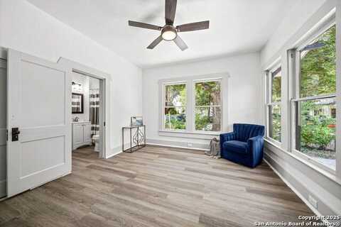 112 Haynes, San Antonio, TX 78210