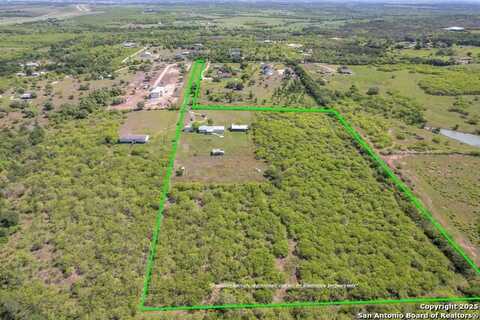 163 Irmas Dr, Lockhart, TX 78644