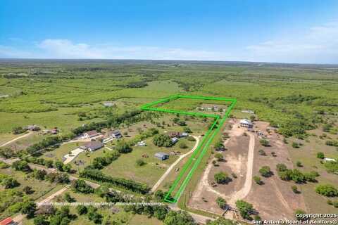 163 Irmas Dr, Lockhart, TX 78644