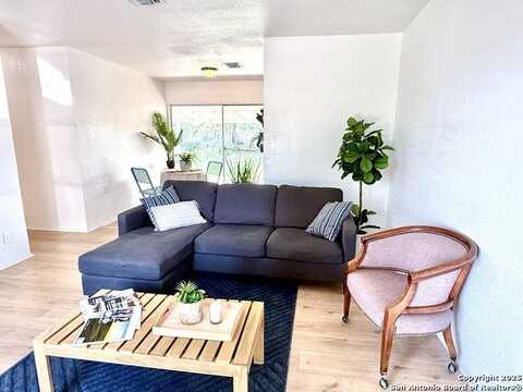 4723 Castle Rose, San Antonio, TX 78218