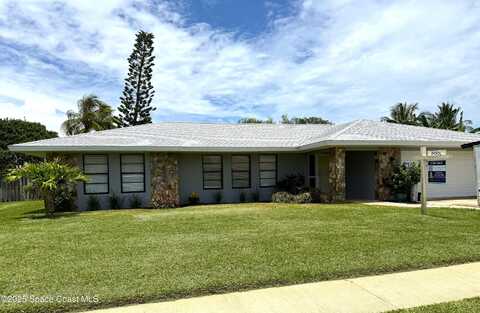 660 S Hedgecock Square, Satellite Beach, FL 32937