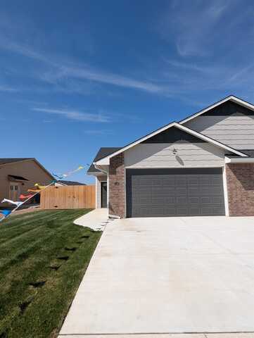 1148 W Trek Cir, Goddard, KS 60705