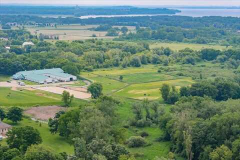 5500 Surrey Lane, Waunakee, WI 53597