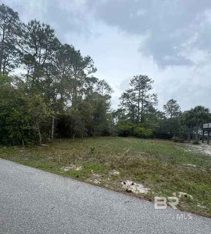 252 W 6th Avenue, Gulf Shores, AL 36542