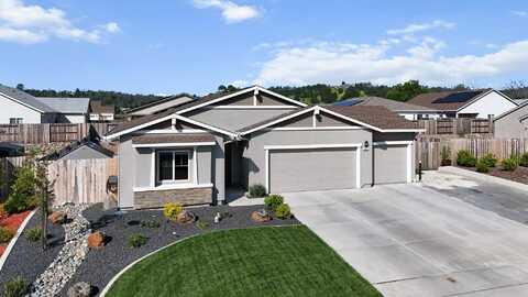 3823 Patsy Drive, Redding, CA 96001