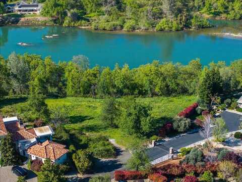 802 Palatine Court, Redding, CA 96001