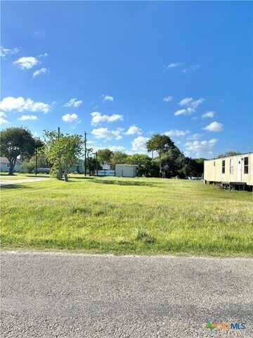 3 Monroe Avenue, Port o Connor, TX 77982
