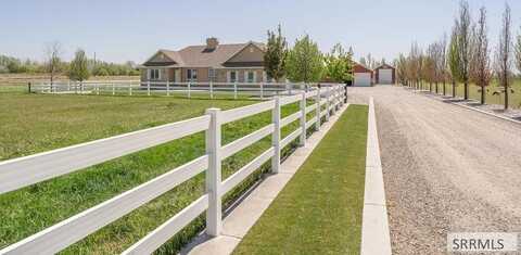 709 E 800 N, Firth, ID 83236