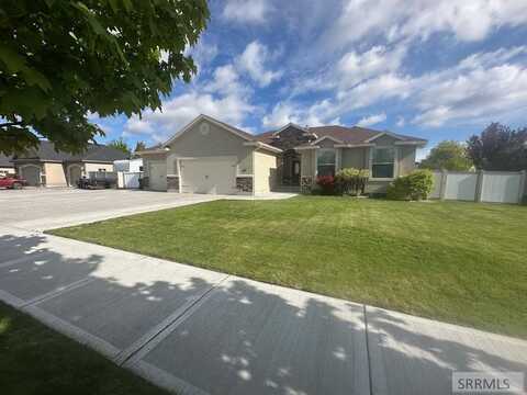 671 Lapoloma Drive, Idaho Falls, ID 83404