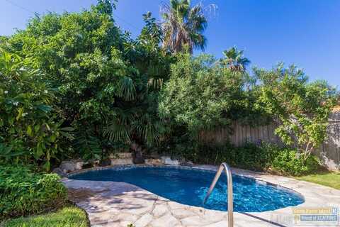 121 Gardenia St., South Padre Island, TX 78597