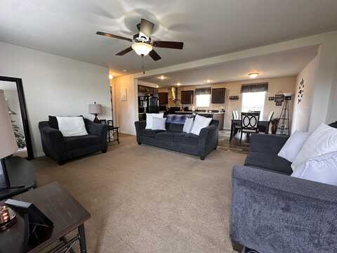 17128 Scarborough, Macomb, MI 48044