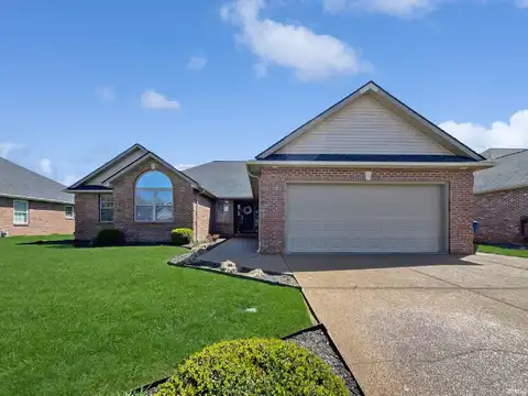 4700 Mansfield Drive, Newburgh, IN 47630