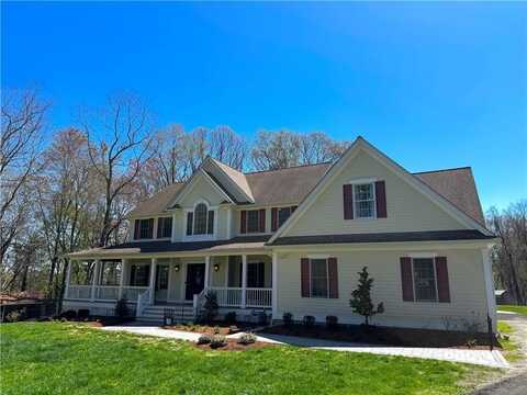 386 Woonsocket Hill Road, North Smithfield, RI 02896