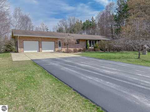 3972 W Harsh Road, Coleman, MI 48618