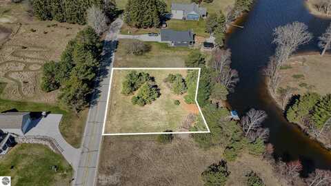 1208 Clubhouse Drive, Isabella, MI 48893